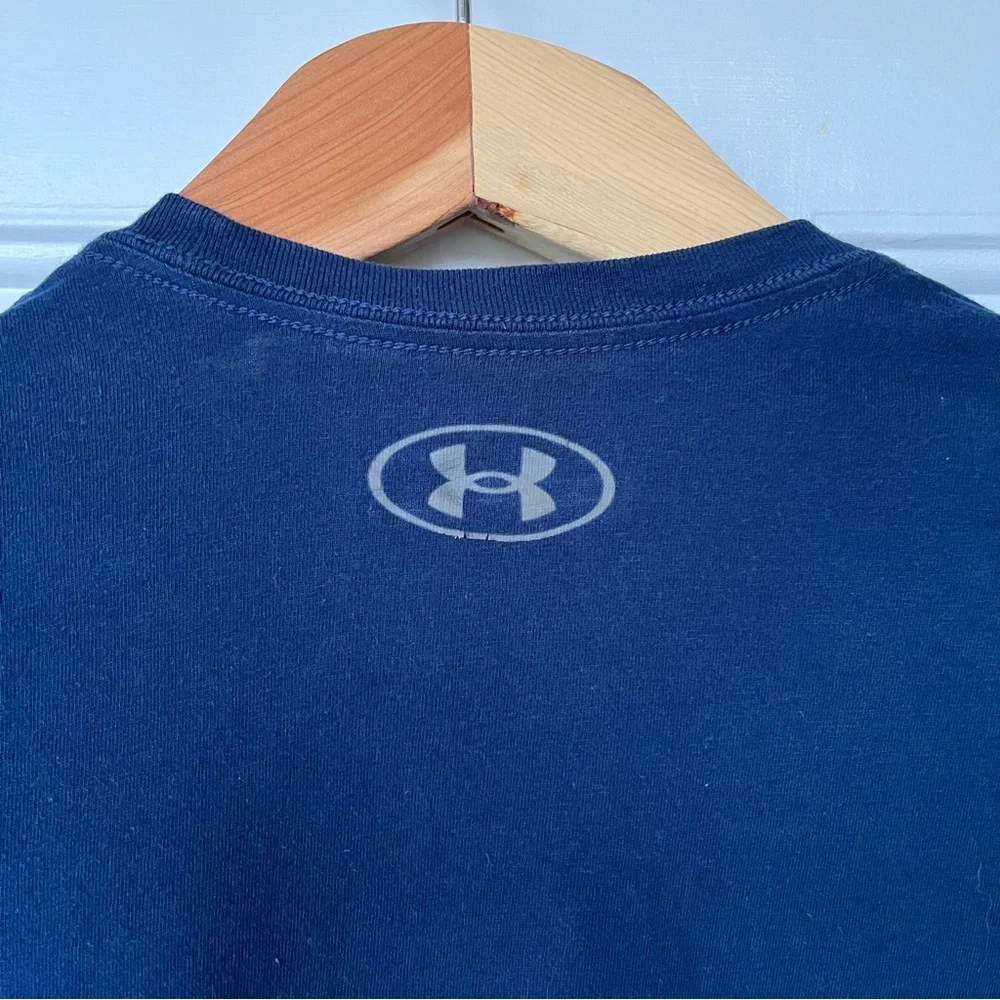•Under Armour• Men’s Long Sleeve HeatGear Shirt - Size Medium - Picture 5 of 6